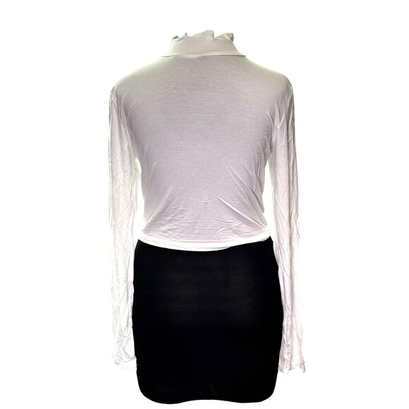 White Long-Sleeve Mock Neck Stretch Top By Trendy - Picture 3 of 10